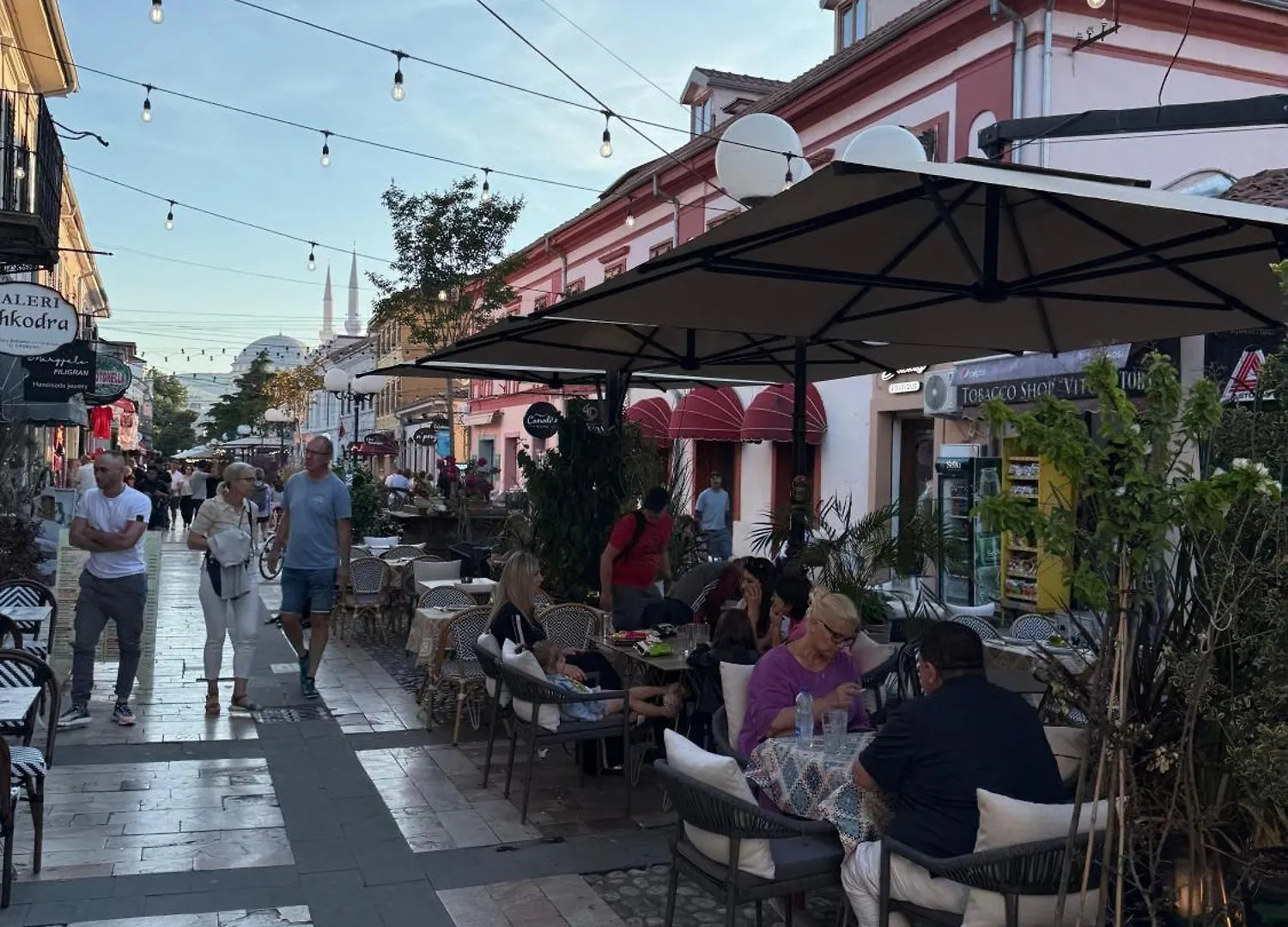 Jolie Center Hostel Shkodër