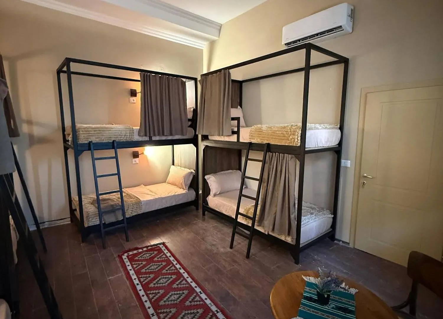 Jolie Center Hostel Shkodër