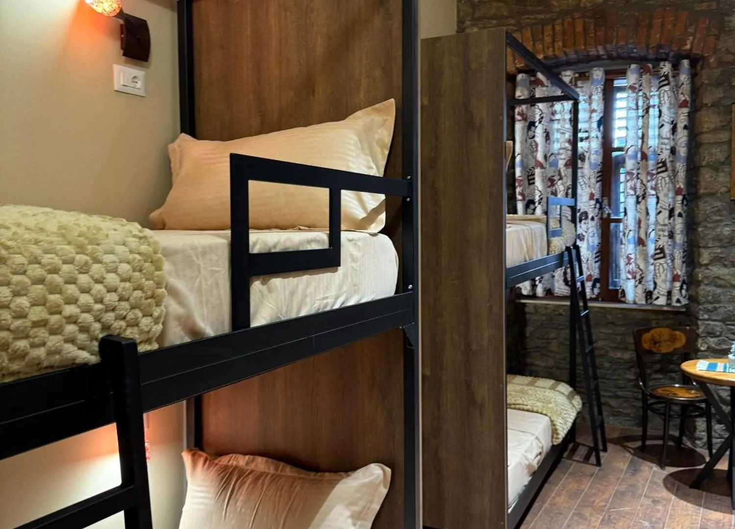 Jolie Center Hostel Shkodër